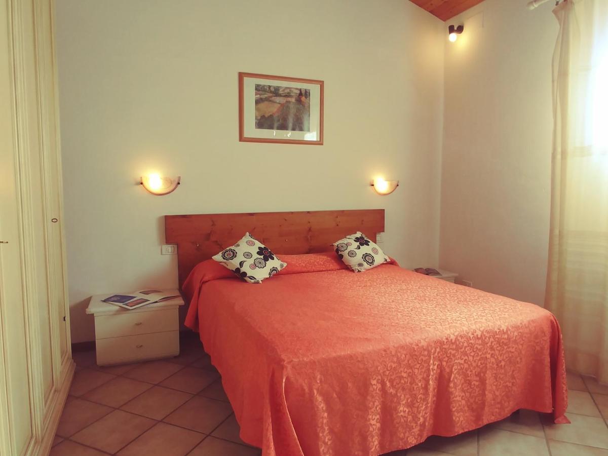 Agriturismo Botro Pulicciano Exteriér fotografie