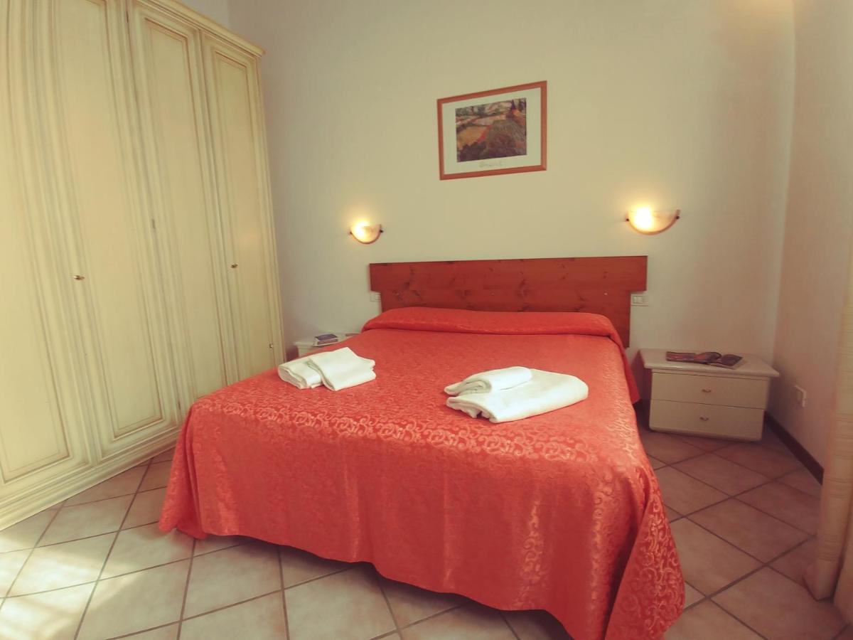 Agriturismo Botro Pulicciano Exteriér fotografie